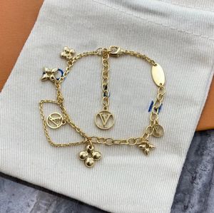 Classic Charm designer Bracelets Bangle 18K Gold Plated Stainless steel Flower Letter Pendants Lovers Gift Wristband Cuff Chain Women Bracelet for Birthday Gifts