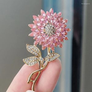 Broscher 1 st trendiga utsökta strass solros för kvinnor delikat elegant kläddräkt dekorativa blommor corsage lapel stift