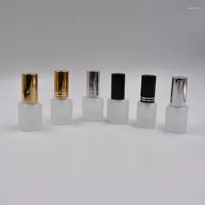 Garrafas de armazenamento 100pcs 5ml Vidro de cobertura de perfume Spray Garrane de pulverização Pequenos frascos portáteis Contêiner de perfume cosmético F2350
