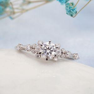 AEAW 10K 0,4CT 0,18CTW Vitguldring för kvinnor Moissanite Solitaire Ring Matchande Wedding Diamonds Band Engagement Ny