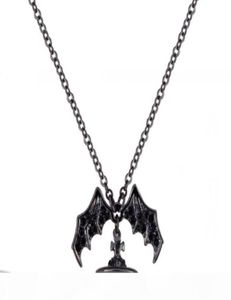 Queen Mother Demon Evil Titanium Black Wings Diamond Saturn Necklace Super Cool Punk Bat8363509