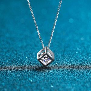 Diamond One Mossan Sr Netlace Womens S 925 Sier Mossan Stone Love Cube Pendant Pendant