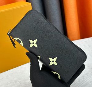 2024 Flower Rosalie Vicleine Wallet Women Women Soild Dolder Dolder Card Card Man Designer кошельки с ключевым держателем мешочки маленькие кошельки