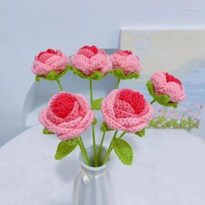 Decorative Flowers Hand-Woven Rose Artificial Flower Wool Crocheted Handmade Homemade Crochet Bouquet Finished Product