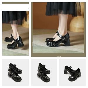 Pumps Slingback Face Mirror Leder echte Frauen Spitze Zehen Geometrie Stiletto Ferse Kleid Schnalle verziert Schnürschuppen Modedesigner 44 S