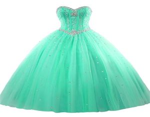 2021 Sexy Tulle Ball Gown Quinceanera Dresses with Beaded Crystals Sweet 16 Gowns Lace Up Floor Length Vestido De Festa BM773849871