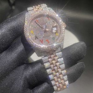 Luksusowe wyglądające w pełni obserwuj mrożone dla mężczyzn Woman Top Craftsmanship Unikalne i drogie Mosang Diamond 1 1 5A zegarki dla Hip Hop Industrial Luxurious 8346