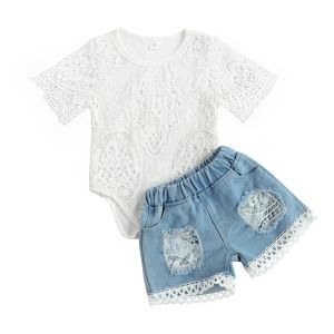 ショートパンツシティエット夏の幼児の女の子の服装半袖ホローレースロンパー +リッピングデニムショーツセット服