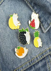 Cartoon Fruit Cat Emamel Brosches Pin For Women Fashion Dress Coat Shirt Demin Metal Funny Brosch Pins Badges Promotion Gift1609805