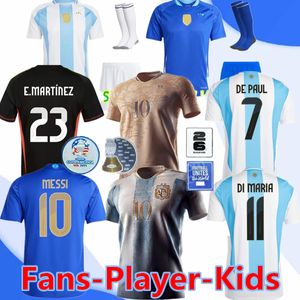 Fußballtrikots Argentina 3 Star Messis 24 25 Fans Spieler Version Mac Allister Dybala di Maria Martinez de Paul Maradona Kinderkinder Kit Männer Frauen 20 21 Fußballhemd