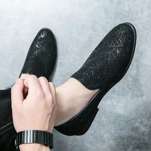 Sıradan ayakkabılar yuva tipi eğlence iş loafers erkekler slip-on moda sürüş rahat moccasins genç lüks