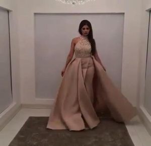 2017 Prom Dresses High Neck Poed Lace Light Champagne klänningar med overskirt och delade sexiga tävlingsklänningar1269383