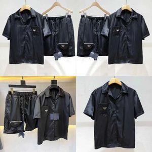 Suit Men's Sports Nylon Shirts Designer T Shirt Metal Triangle Waterproof Top Fashion Quick Dry Shorts Set riangle op