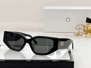Tory-Bサングラスデザイナーサングラスメンメンズサングラススーパースターセレブリティドライビングサングラスレディースファッション眼鏡付きTY9070Uサイズ55-15