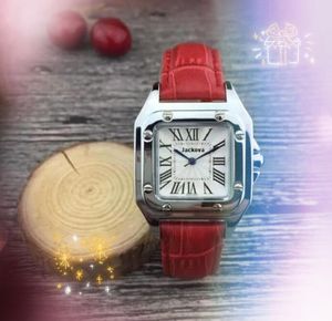 Iced ut enkla 3 stifter Dial Watch Square Roman Tank liten storlek Klocka Kvinnor Quartz Movement Lovers Rose Gold Silver Color Cute Lady Girl Chain Armband Watches Gifts