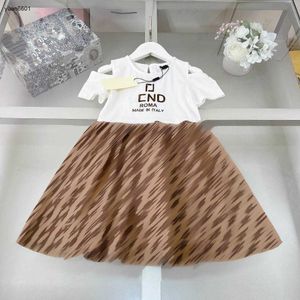 人気のある女の子のパーティードレスオフショルダーデザインベビースカートサイズ90-150 cmキッズデザイナー服刺繍ロゴプリンセスドレス24april