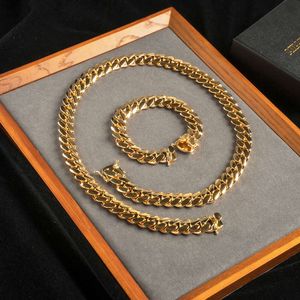 Toptan gerdanlık 18k altın 20mm tıknaz özel altın Küba Bağlantı Zinciri 24K Gold Küba Zincirleri Miami Küba Zinciri