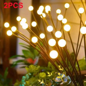 2PCS 8 LEDソーラーガーデンライト駆動型ホタル照明屋外の防水性パティオパスウェイデコレーション用鮮やかなガーデンライトウォーム240408