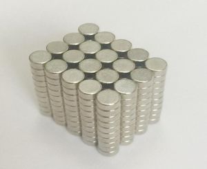 2017 NOVO 200PCS Super Strong Round Disc NDFEB Magnets DIA 4x2mm N52 N52 Rare Neodymium Craft DIY ímã 1329515