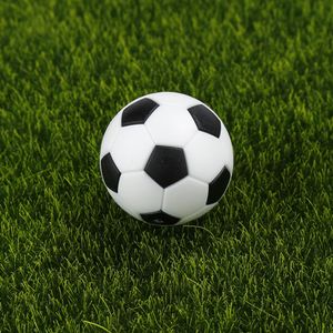 Новый 32 -мм футбольный футбольный футбол спортивные подарки круглое крытые игры на фосбол футбольный футбольный футбольный мяч Foosball Table