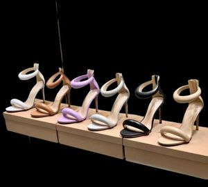 Gianvito Rossi Sandals10.5cm Stiletto Heels Dress Shoes Heel for Women Summer Xury Designer Black Foot Strap Heeled Lear SSS7163827