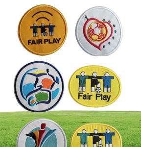 LOUNIRS NOVO Retro Europeu 1996 200 2004 Patch de futebol Euro Patches de impressão de futebol Badgessoccer Stamping Patch Badges1120071