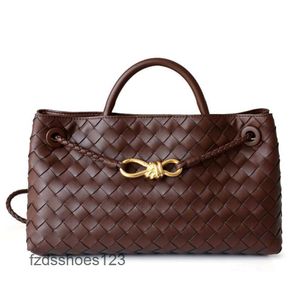 Kvalitetsvävd tygkohude dam totes spänne axelpåsar handväska rep bottegs läder en Andiamo High West/East Venetass Womens New Bag Metal JH3s