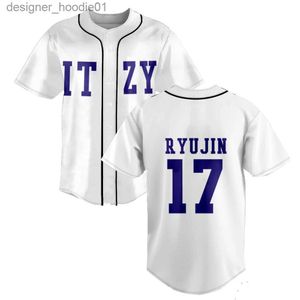 Hoodies للرجال Sweatshirts Kpop itzy لا عملي Merch Baseball T-Shirt Fashion V-Neck Short Sleeve Mens T-Shirt 2023 Hip Hop Clothing C240412