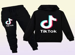 Kids Tracksuit Boys Casual Clothes 2 Stück Set Hosen Kostüm Tik Tok Sportanzug für Mädchen Teen Langarm Sweatshirt Hoodie4175756