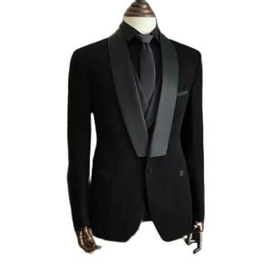 Herrenanzüge Blazer Männer Anzüge hochwertige schwarze 3 -teilige Jacke Hose Weste Elegant Blazer Luxus -Outfits Set Hochzeit Abendparty Kostüm Homme