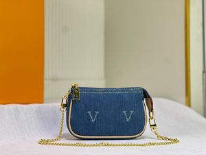 Denim -Bag Designer Hold Bag gesteppte Innenarchitektur Umhängetasche Denim -Kollektion Handtasche Tasche Leinwand Crossbody Geldbörse 15.5cmx10.5cmx4cm