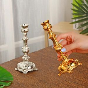 Ljushållare Silver/Gold European Retro Holder Candlestick Luxury Crafts Home Decoration Accessories Wedding Holiday Candelabra 2024