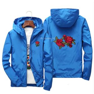 Rose Lousis Vouton Bag Kurtka Windbreaker Mężczyźni i damska kurtka Cucci Cap Kurtka Nowa moda biała i czarne róże LouiseviutionBag Otwardza ​​714