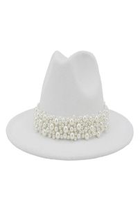 2020 Women Wide Brim Imition lana di lana cappelli Fedora Fashion Church Dress Cappello per Pearl Ribbon Decorazione White Hat5437214