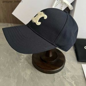 Boll Caps Designer Ball CS Retro Sunshade Hat Fashionable Baseball Hats Classic Brodered Baseball C for Men and Women Simple High Quality C240413