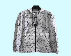 Męska kurtka Spring Autumn Płaszcz Designer Windrunner Fashion Hooded Jackets Sports Windbreaker Casual Zapip Coats Man CLO7989147