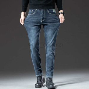 Lyxdesigner jeans för mäns jeans 2024 Ny Elastic Slim fit mode mångsidiga ungdomar avslappnade byxor stora modebyxor