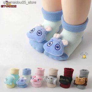 Kids Socks Baby floor socks anti slip 3D cartoon doll socks with bell suitable for newborns 6 to 12M baby barefoot shoes childrens indoor socks Q240413