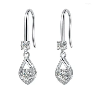 Dangle Earrings ES0020 Lefei Fashion Trendy Diamond-set Classic Color D Moissanite Heart Earring Women 925 Sterling Silver Party Jewelry