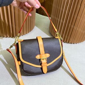 Kadınlar tasarımcı crossbody çantalar yüksek kaliteli mini omuz çantaları bayan lüks lüks koltuklu çanta ikili yıldız çapraz vücut sevimli çanta moda çanta