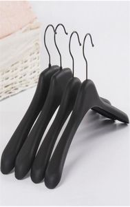Jetdio czarny grube szerokie ramię plastikowy wieszak na płaszcze kurtka i futra 10 sztuk partii t2002111431352