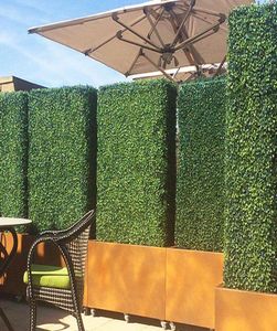 ULAND 50x50 cm Outdoor Artificiale Boxwood Hedge Privacy Fence Decorazione di foglie di prova per giardino per il balcone per matrimoni Casa 3849821