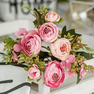 Kwiaty dekoracyjne 1PC Camellia sztuczny kwiat DIY BRIDAL Bukiet Wedding Wedding Fabuquets Decor Małżeństwo Dzień Matki Herbata Róża