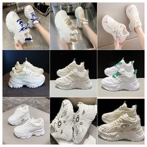 2024 Top Luxury Thick Soled Mesh Small White Shoe Casual and Breatble Internt Elevated Sports Shoes Storlek 35-47