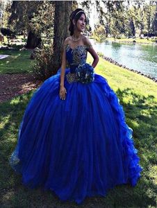 2020 Ball Gown Royal Blue Quinceanera платья с плечевых оборков Vestidos Beaded Corset Sweet 16 Pufpy Sweep Train Вечер P4483367