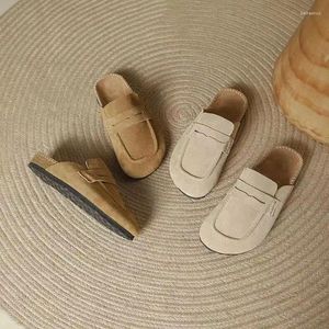 Slippers Fashion Baotou Semi-Slipper Женщины 2024 Толстого на каблуках винтаж с плоским каблуком в ленивых туфлях