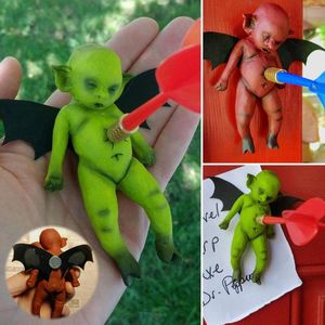 Decorative Figurines Creative Unique Devil With Wings Shape Refrigerator Magnet Decoration Resin Handmade Products Home