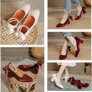 Heels Slingback Womens Sandals Pumps Beach Summer Luxury Designer womens Wedding Leather high heel