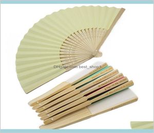 Home Garden Festive Event Favgör 50st Personlig graverad Folding Hand Paper Fan Fold Vintage Fans Outdoor Wedding Baby Shower 94321122