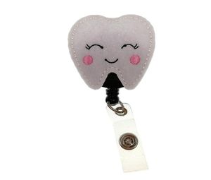 20pcstooth Shape Dental Health Retractable Medical Felt Badge Inhaber Schwester Abzeichen Reel3425746